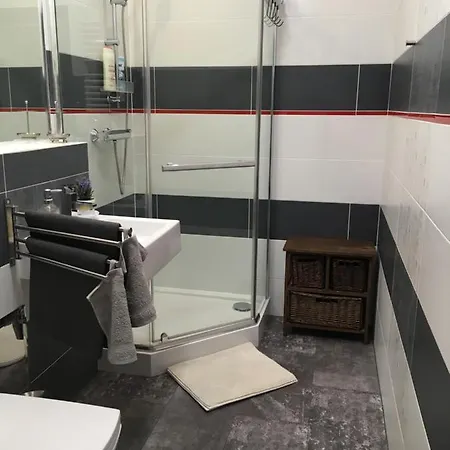 Zuzia Apartment